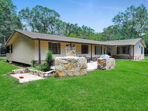 $399,000 | 580 County Road 779, Buna, TX 77612