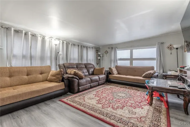 $525,000 | 49 North Broad Street, Nazareth, PA 18064