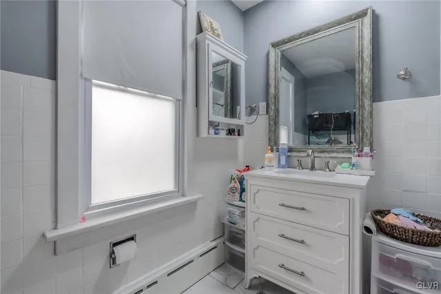 $525,000 | 49 North Broad Street, Nazareth, PA 18064