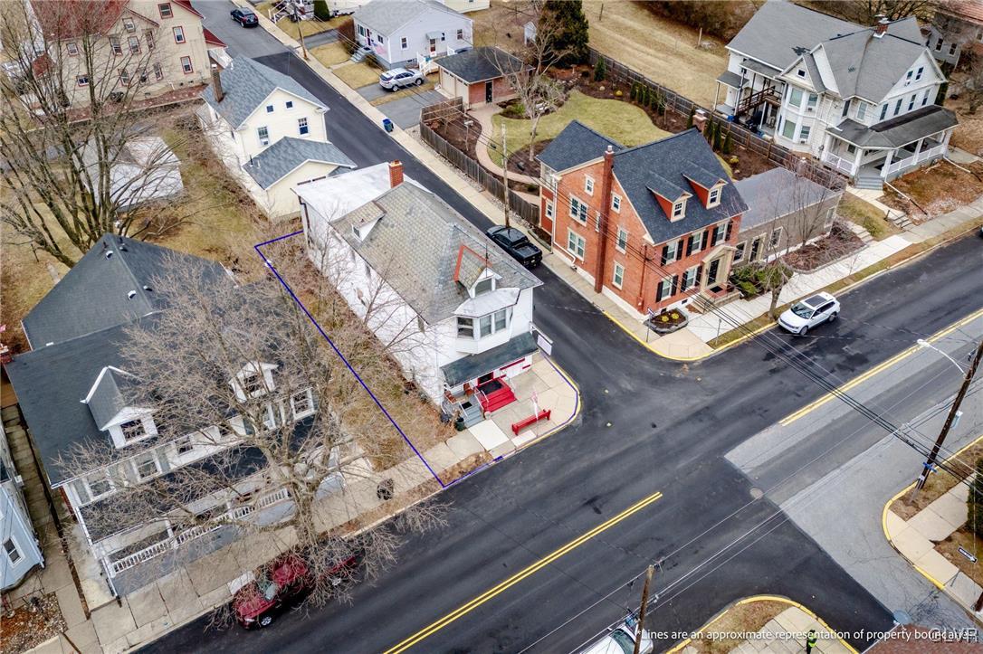 49 North Broad Street Nazareth, PA 18064 - Photo 26 of 36