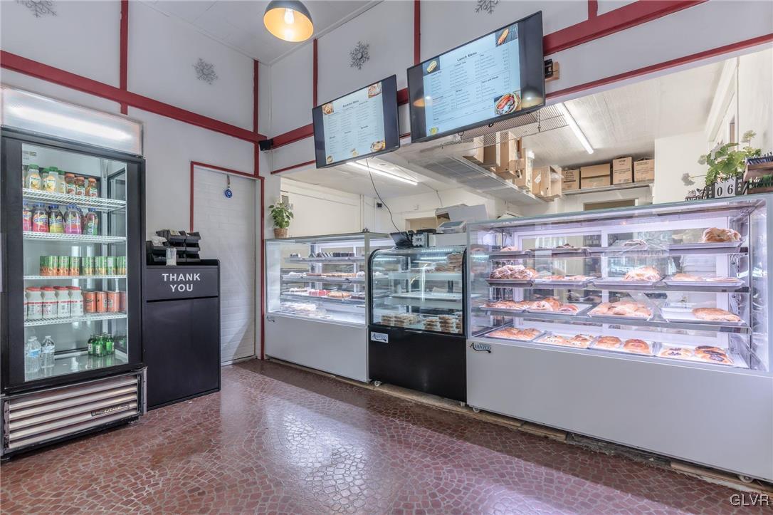 49 North Broad Street Nazareth, PA 18064 - Photo 9 of 36