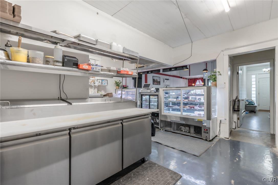 49 North Broad Street Nazareth, PA 18064 - Photo 10 of 36