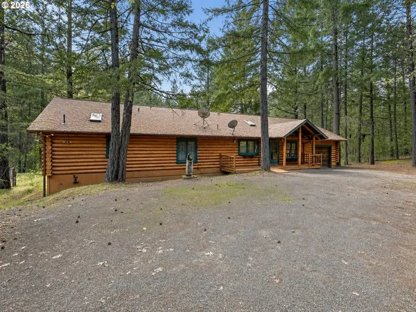 $383,760 | 453 Glendon Road, Cave Junction, OR 97523