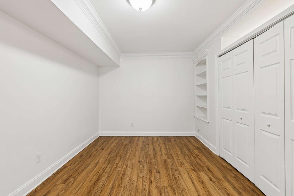 6980 Roswell Road, Unit C13 Atlanta, GA 30328 - Photo 38 of 49 a view of a room with wooden floor and small space