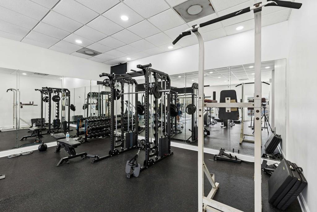 6980 Roswell Road, Unit C13 Atlanta, GA 30328 - Photo 45 of 49 a view of a room with gym equipment
