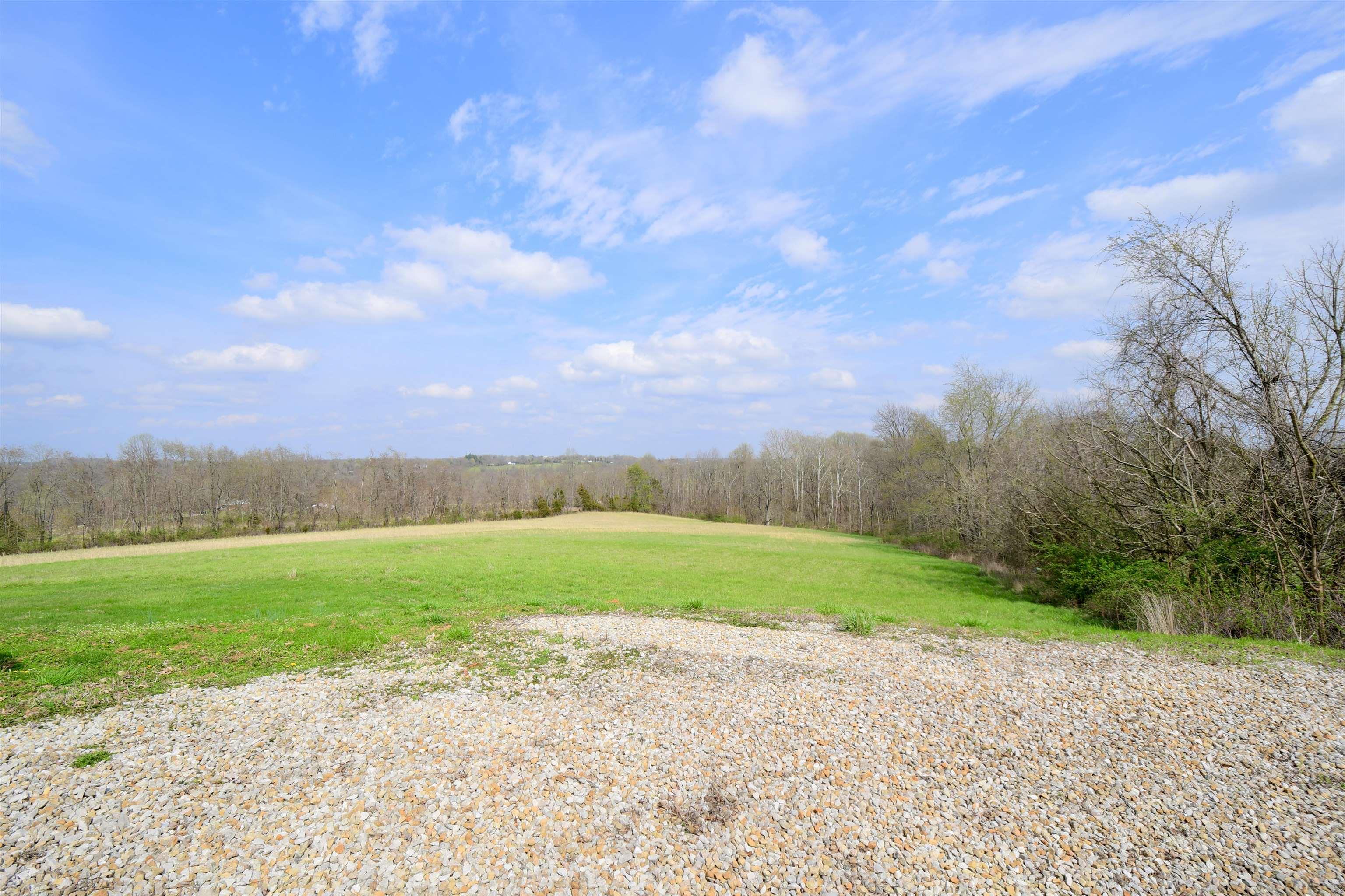 1388 Peerless Road Bedford, IN 47421 - Photo 4 of 15