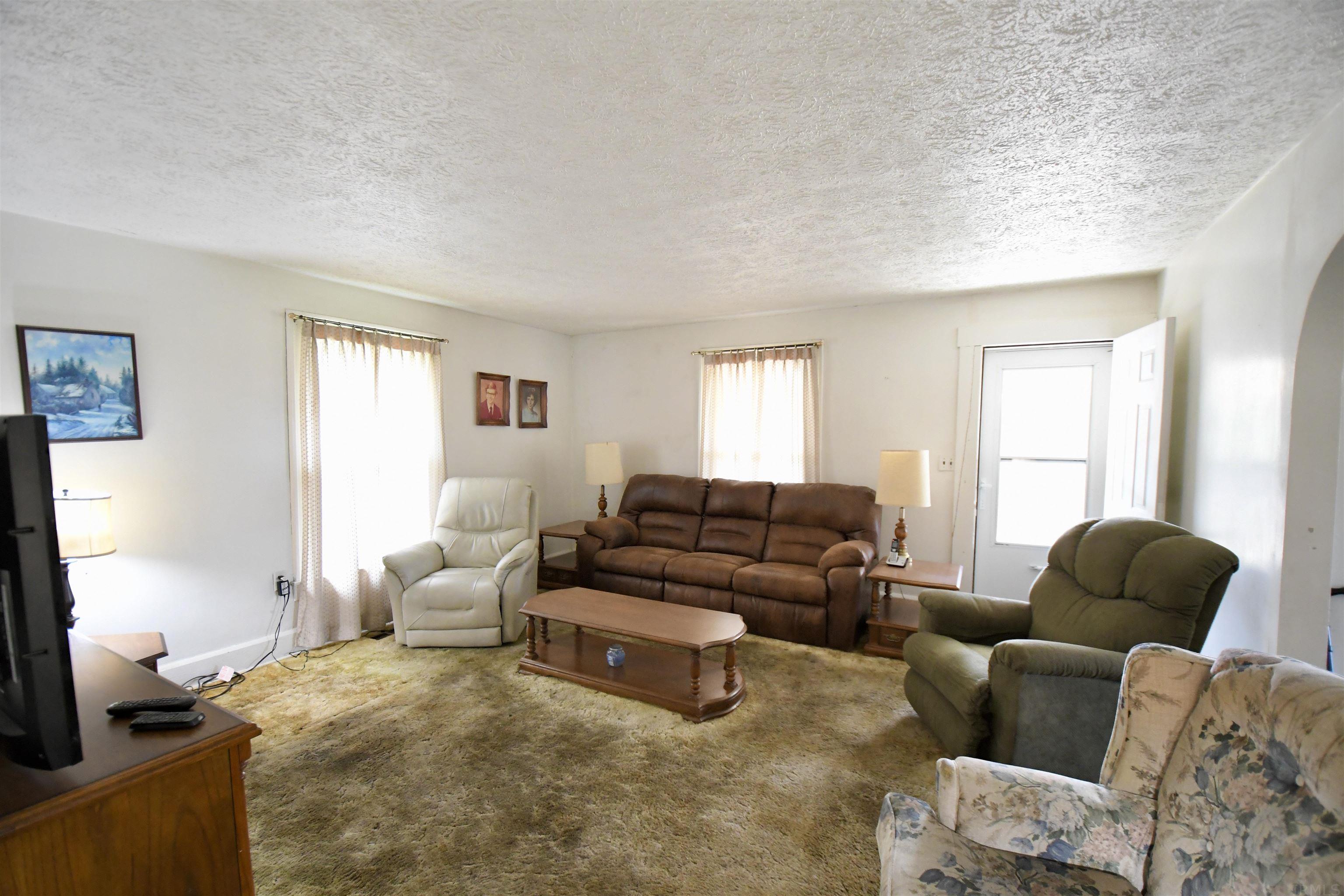 1388 Peerless Road Bedford, IN 47421 - Photo 7 of 15