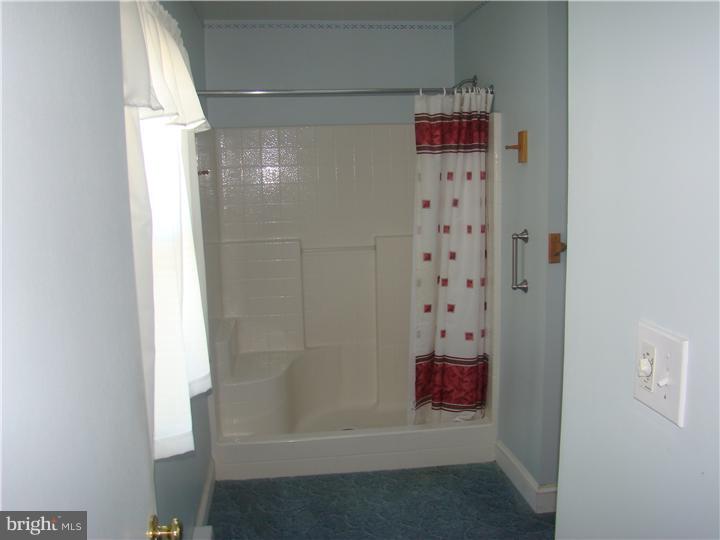 405 Howard Road West Chester, PA 19380 - Photo 6 of 13 Gallery Image 6