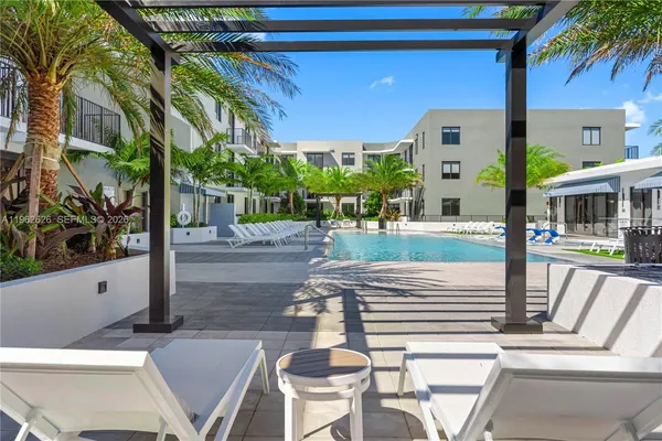 $3,261 | 208 North Federal Highway, Unit PH855, Pompano Beach, FL 33062