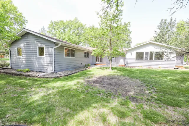 $439,900 | 1202 Ridgeview Terrace Northeast, Alexandria, MN 56308