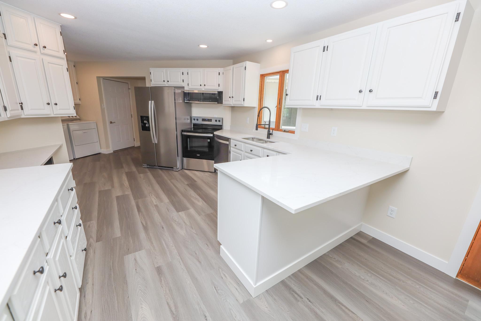 1202 Ridgeview Terrace Northeast Alexandria, MN 56308 - Photo 5 of 38