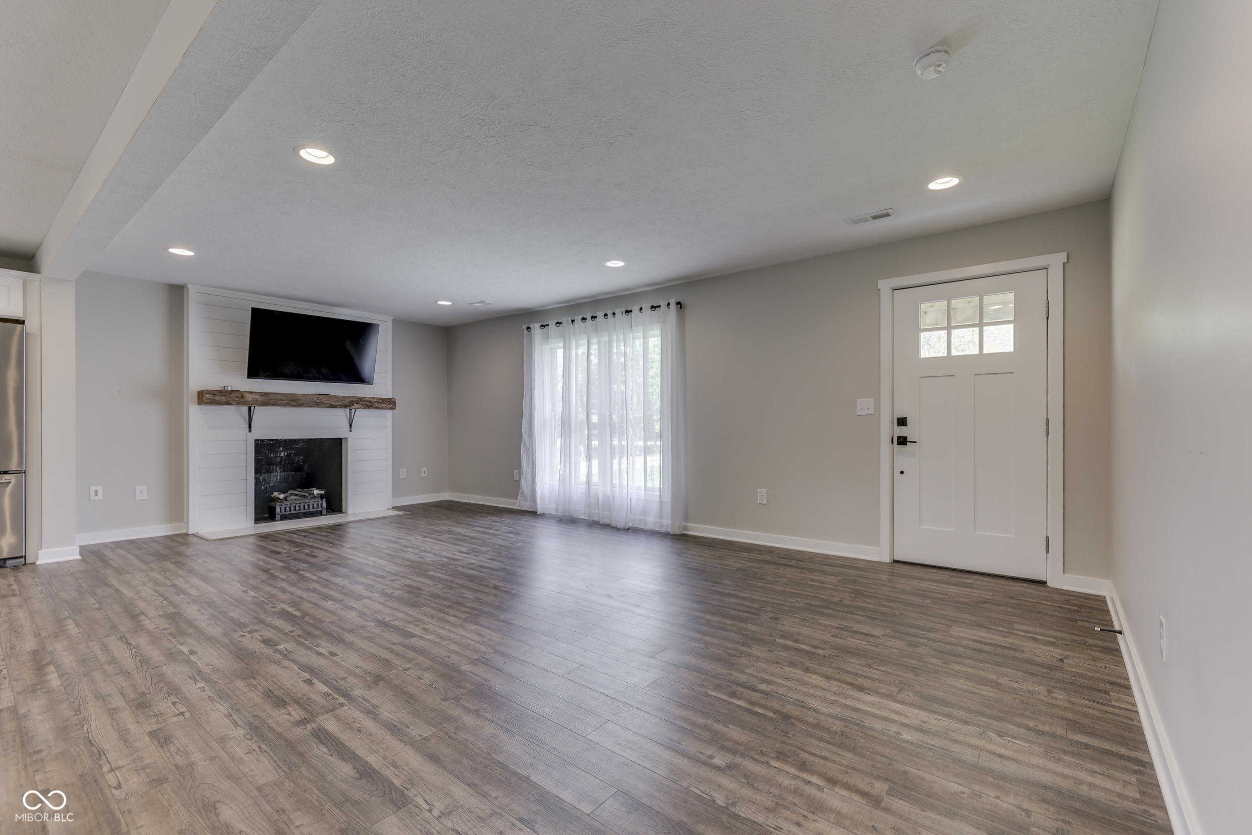 1301 Stafford Road Plainfield, IN 46168 - Photo 9 of 59 Gallery Image 9