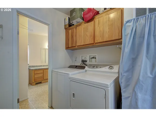 $380,000 | 1408 Clark Street, Wasco, OR 97065