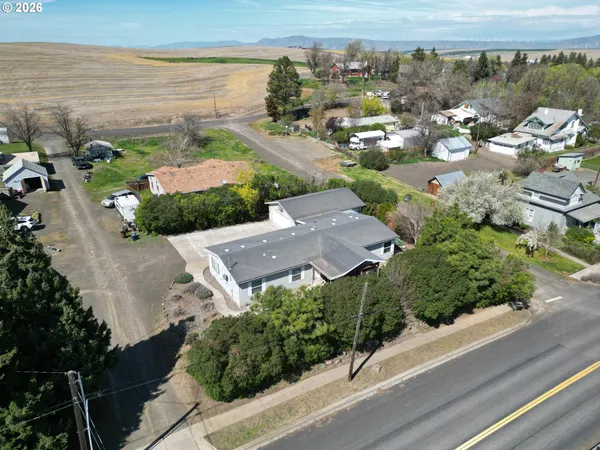 $380,000 | 1408 Clark Street, Wasco, OR 97065