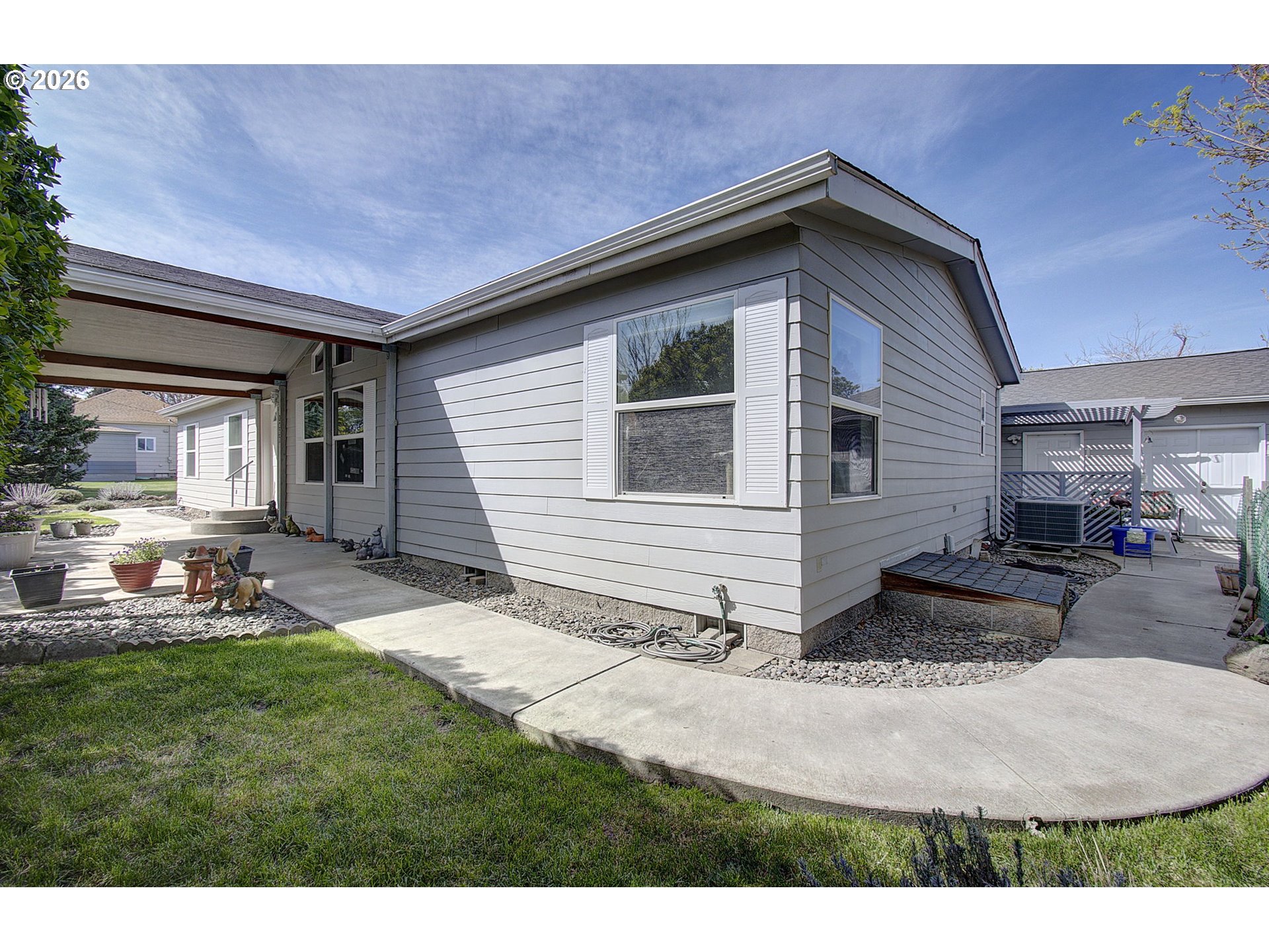 1408 Clark Street Wasco, OR 97065 - Photo 4 of 38