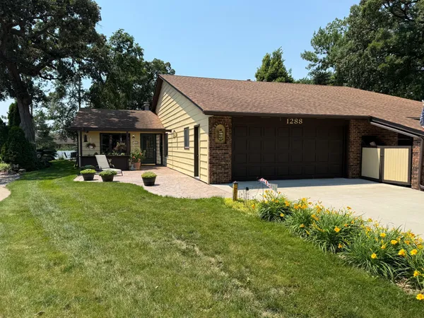 $288,950 | 1288 Rolling Oaks Lane Northwest, Hutchinson, MN 55350