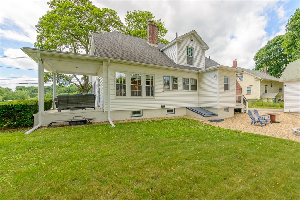 262 Chestnut Street Gardner, MA 01440 - Photo 2 of 39