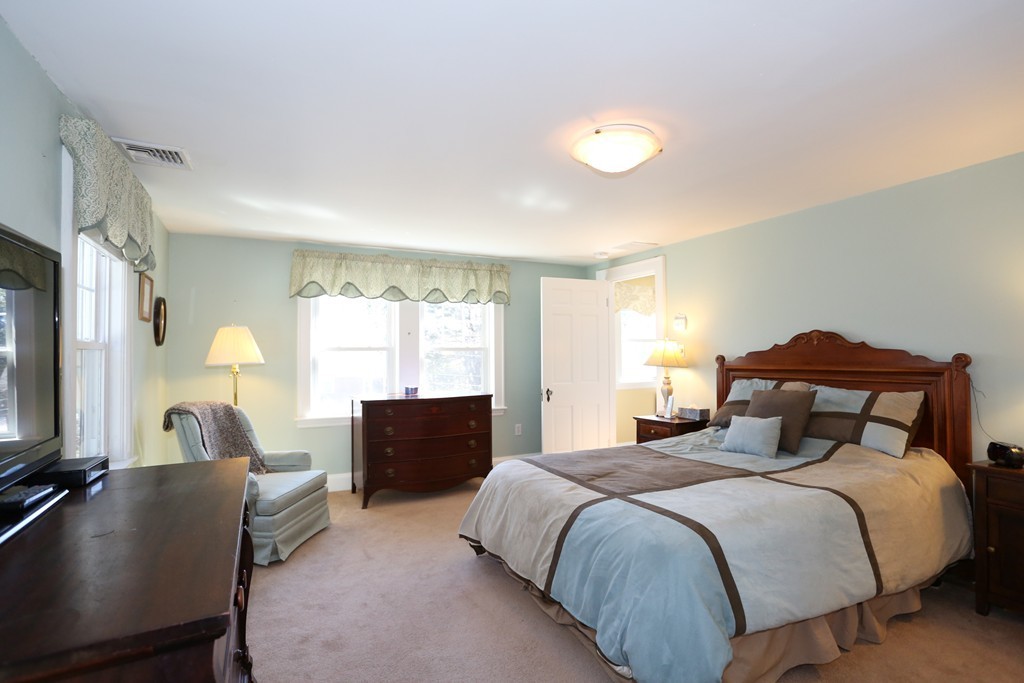 36 Swift Road Framingham, MA 01702 - Photo 21 of 30 Gallery Image 21