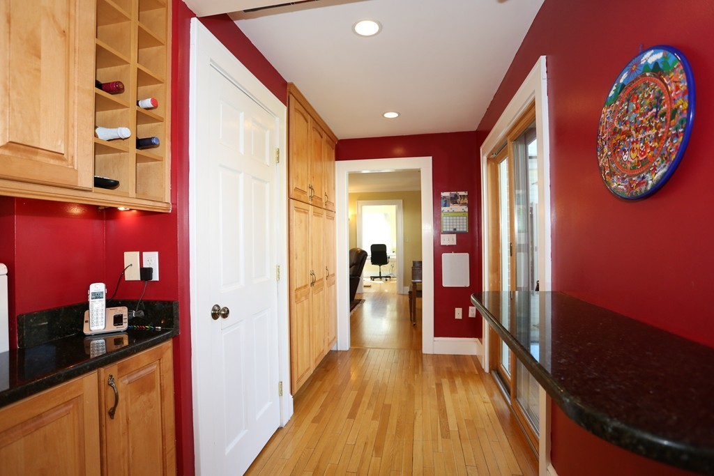36 Swift Road Framingham, MA 01702 - Photo 10 of 30 Gallery Image 10