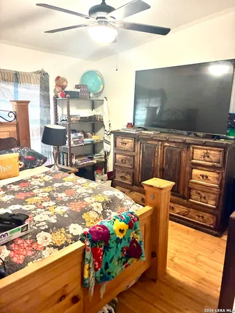 a picture of a living room with furniture