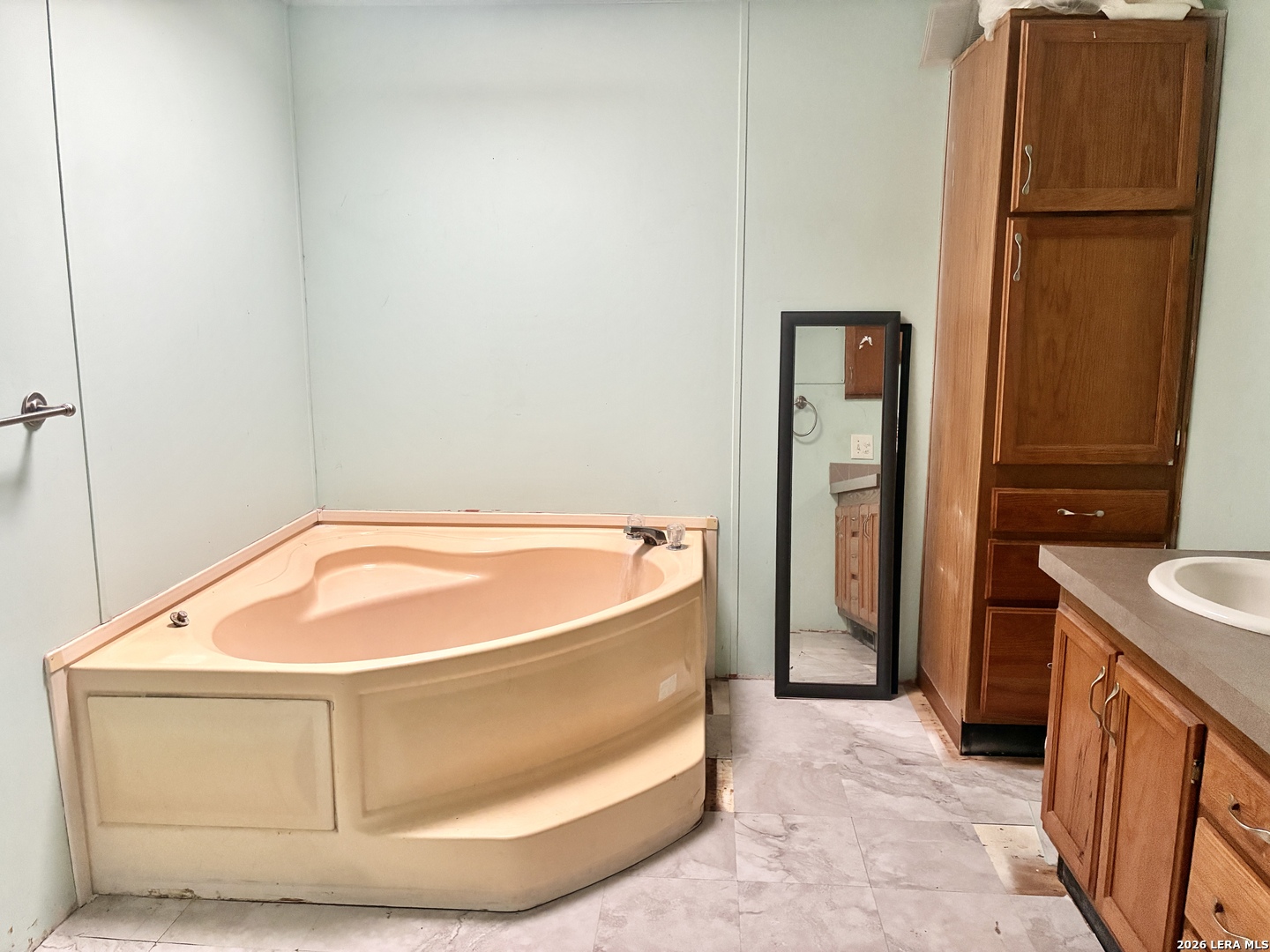 506 Maple Street Jourdanton, TX 78026 - Photo 15 of 18