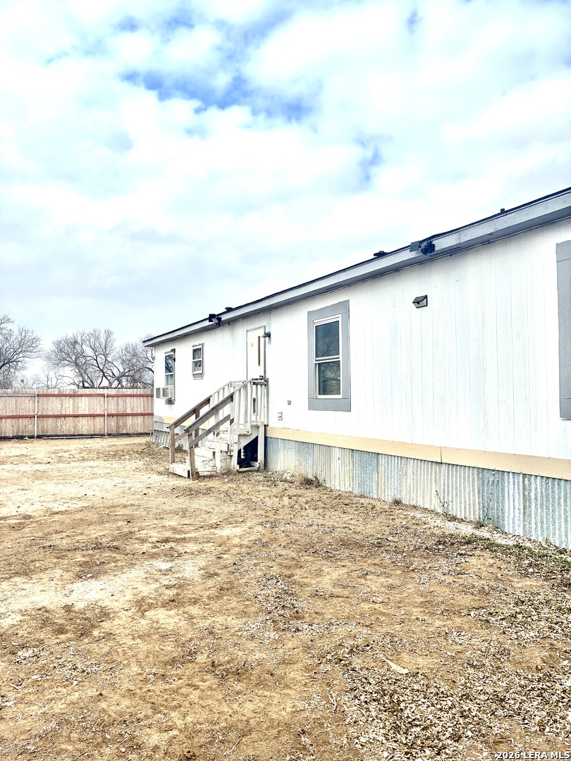 506 Maple Street Jourdanton, TX 78026 - Photo 16 of 18