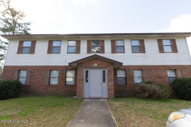 $1,000 | 103 Ravenwood Drive, Unit C, Jacksonville, NC 28546