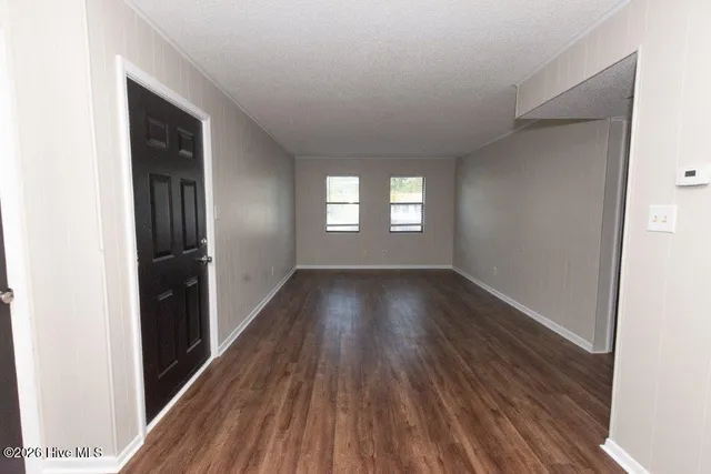 $1,000 | 103 Ravenwood Drive, Unit C, Jacksonville, NC 28546