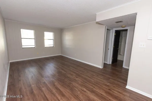 $1,000 | 103 Ravenwood Drive, Unit C, Jacksonville, NC 28546