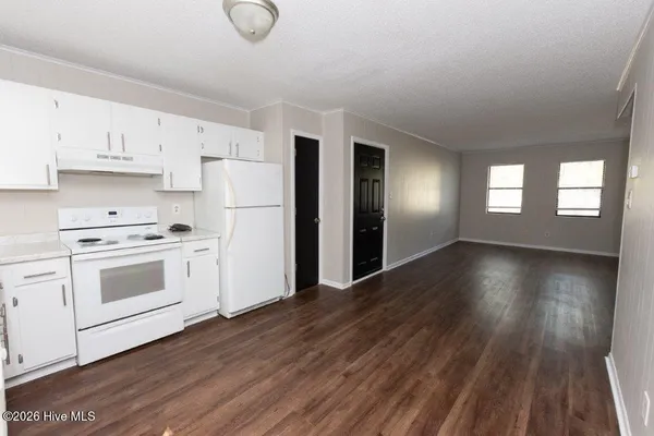 $1,000 | 103 Ravenwood Drive, Unit C, Jacksonville, NC 28546
