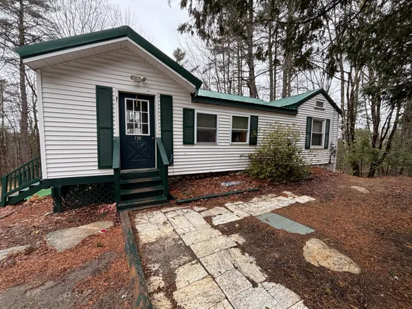 $305,000 | 732 Roosevelt Trail, Casco, ME 04015