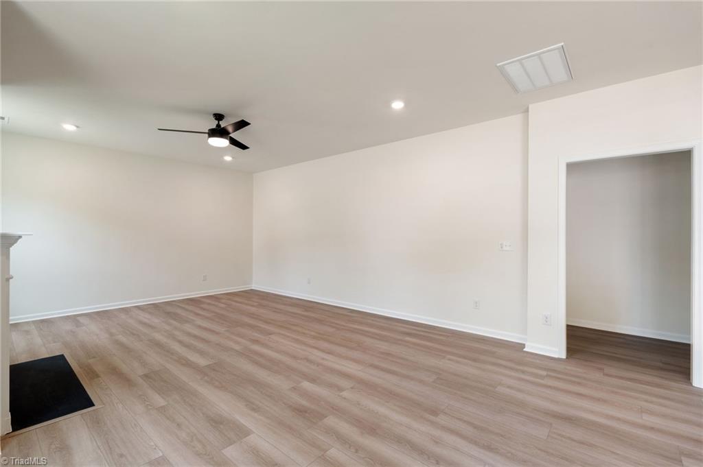 141 Oakmont Lane King, NC 27021 - Photo 11 of 50