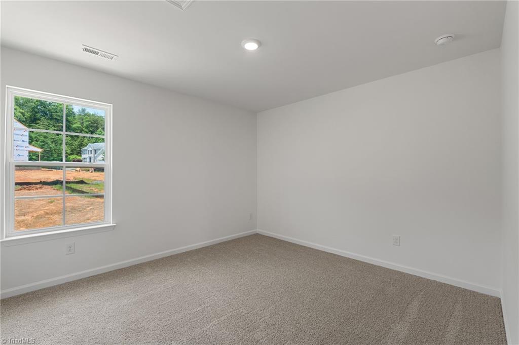 141 Oakmont Lane King, NC 27021 - Photo 19 of 50