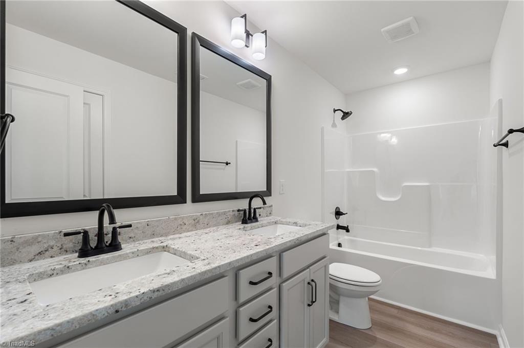 141 Oakmont Lane King, NC 27021 - Photo 34 of 50