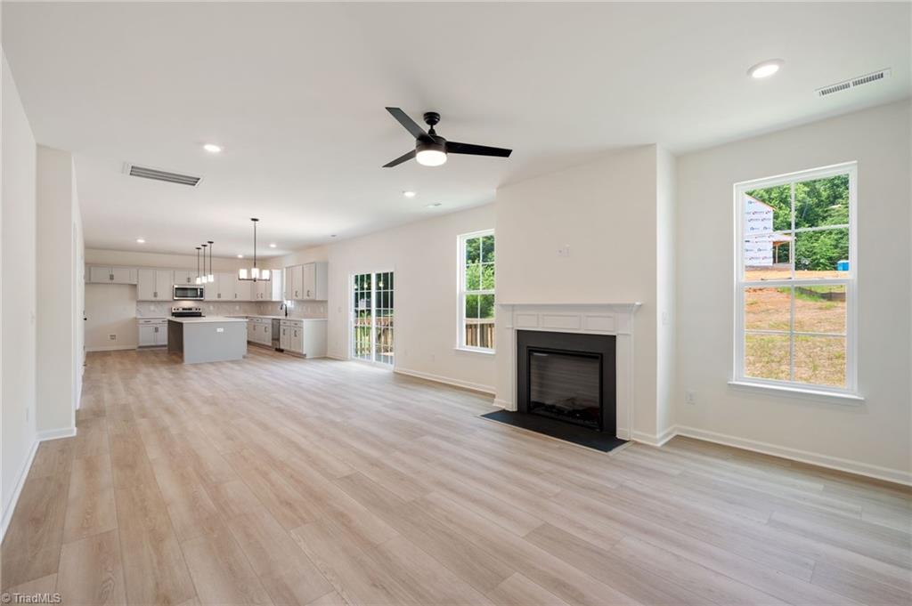 141 Oakmont Lane King, NC 27021 - Photo 9 of 50