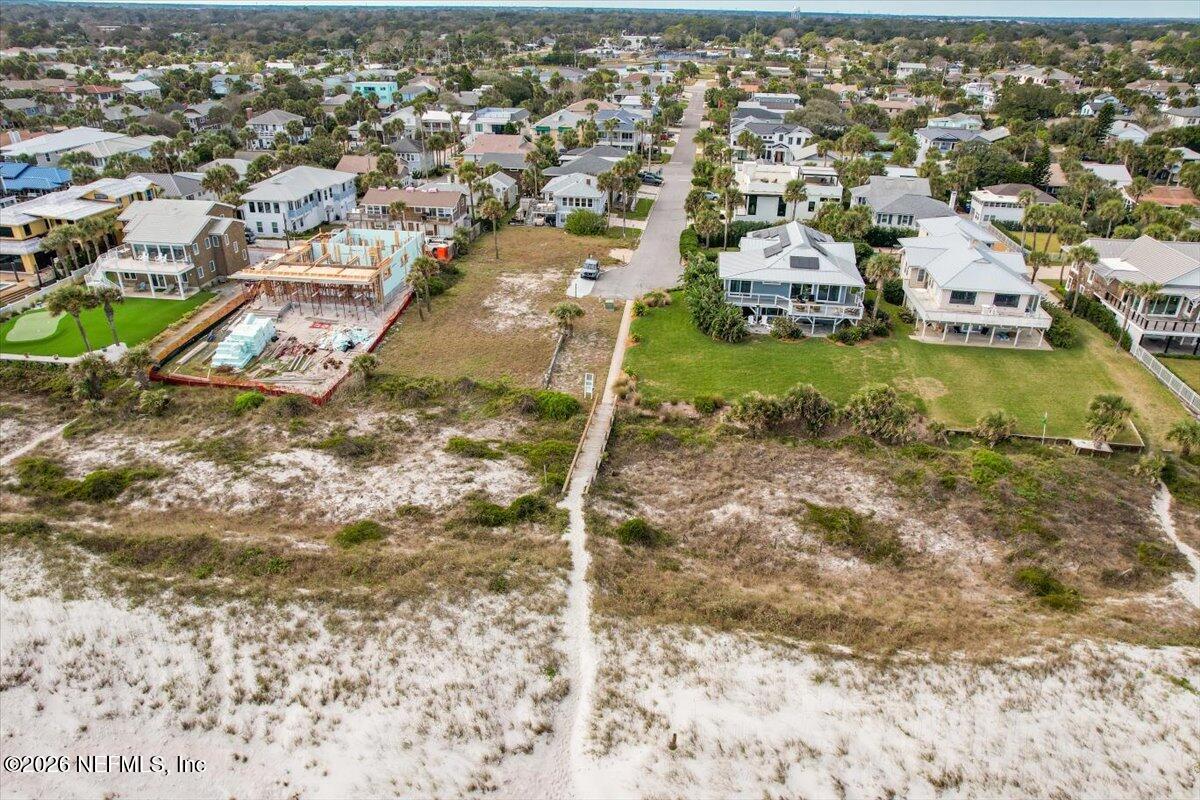 1102 Ocean Front Neptune Beach, FL 32266 - Photo 7 of 8 a view of a city