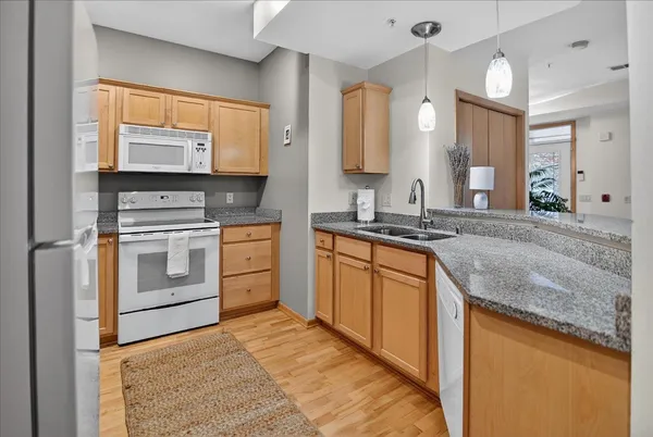 $324,900 | 8242 Starr Grass Drive, Madison, WI 53719