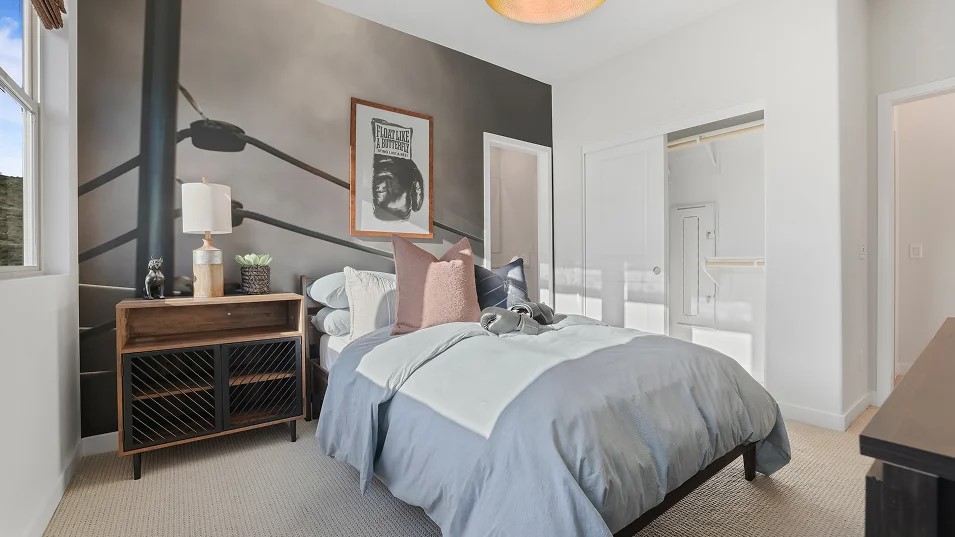 965 Walnut Terrace Montebello, CA 90640 - Photo 21 of 36 a bedroom with a bed and a cabinets