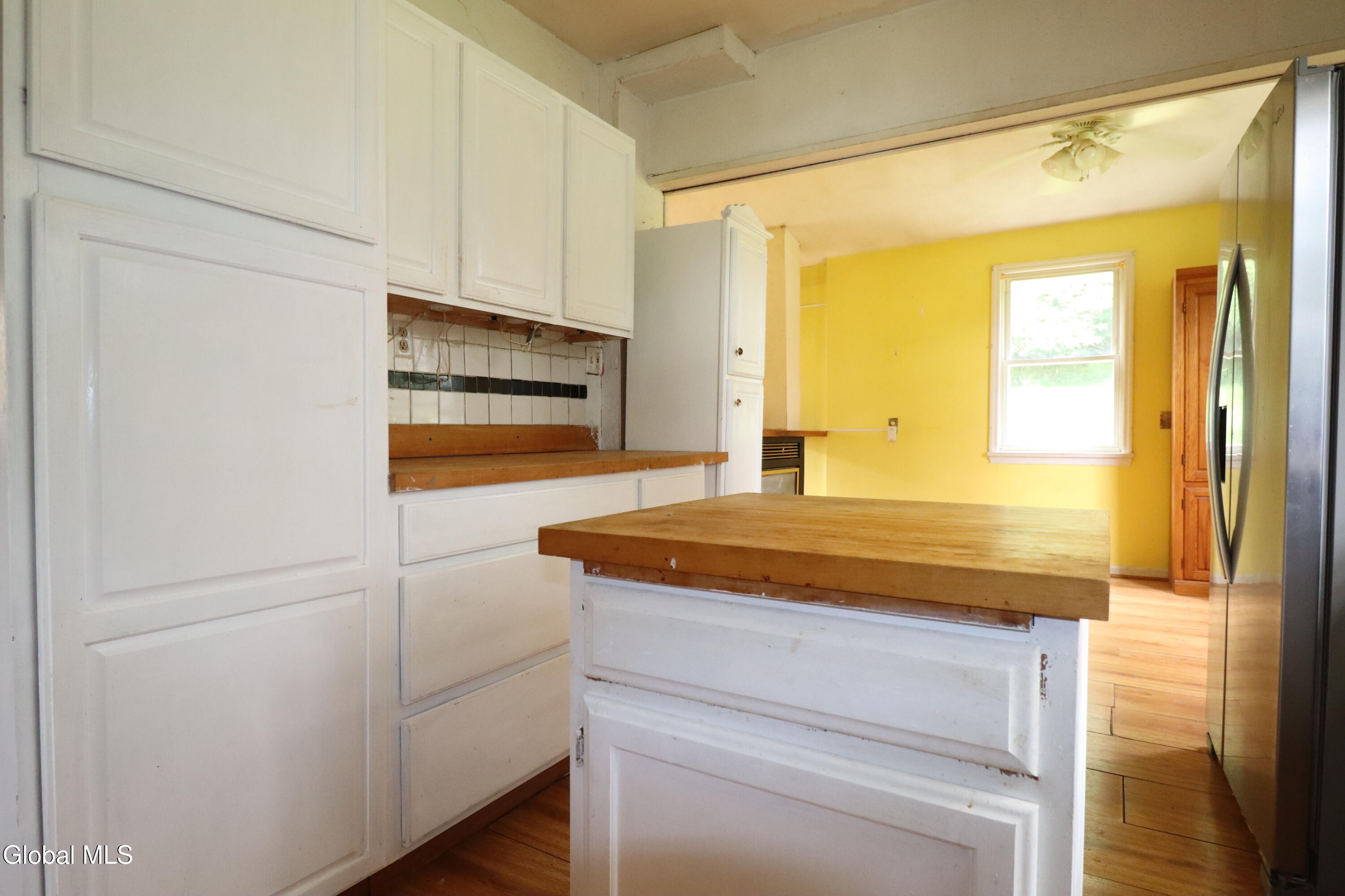 102 Schermerhorn Road Rotterdam, NY 12306 - Photo 8 of 44 IMG_6632