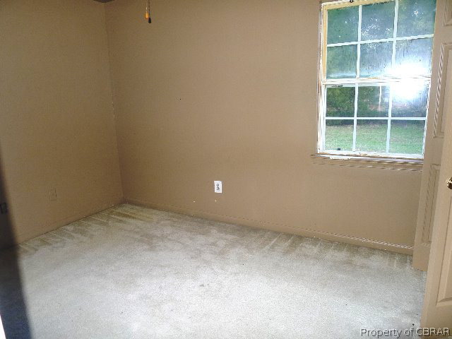 3946 Hickory Fork Road Gloucester, VA 23061 - Photo 8 of 11 Gallery Image 8