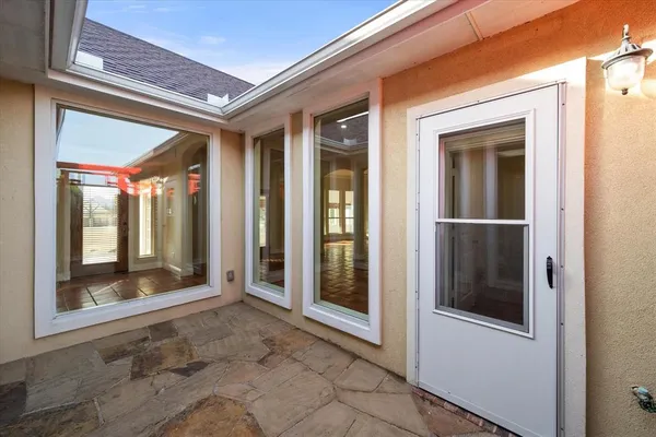 $799,000 | 106 Lakeshore Drive, Waxahachie, TX 75165