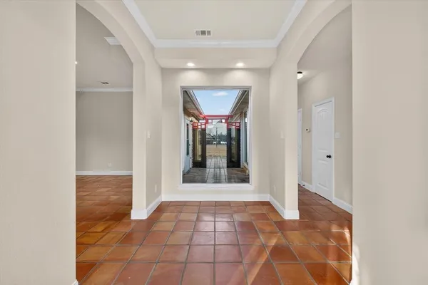 $799,000 | 106 Lakeshore Drive, Waxahachie, TX 75165