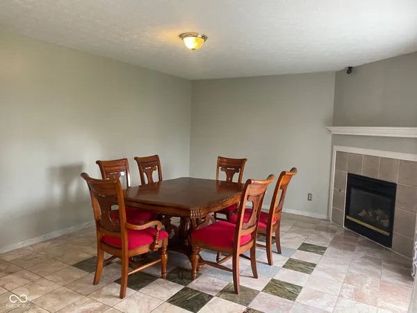 $355,000 | 5636 Glen Canyon Drive, Indianapolis, IN 46237