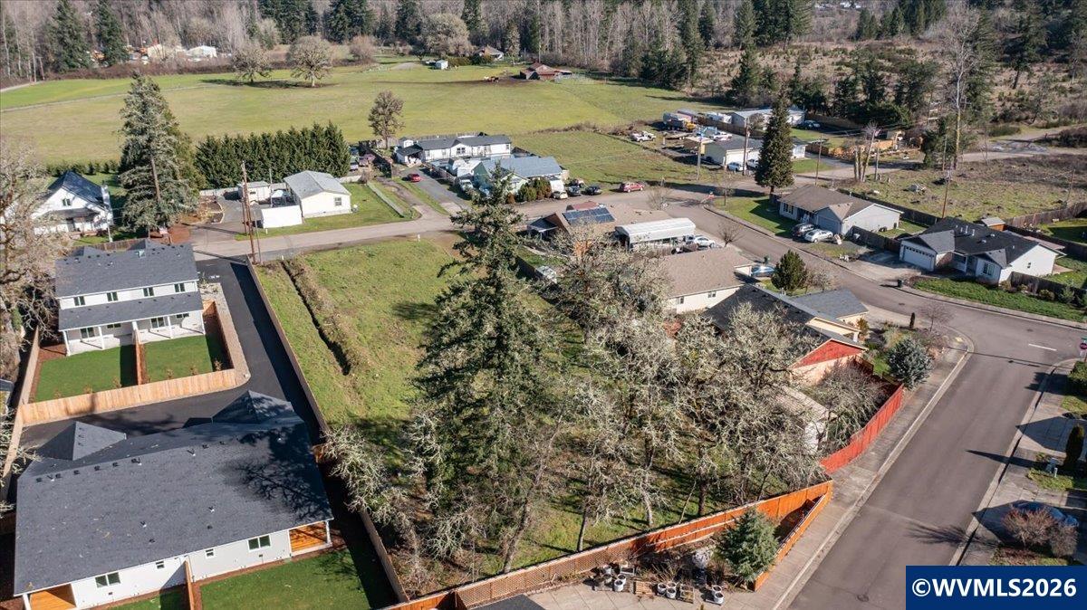 1202 Green River Road Sweet Home, OR 97386 - Photo 6 of 11