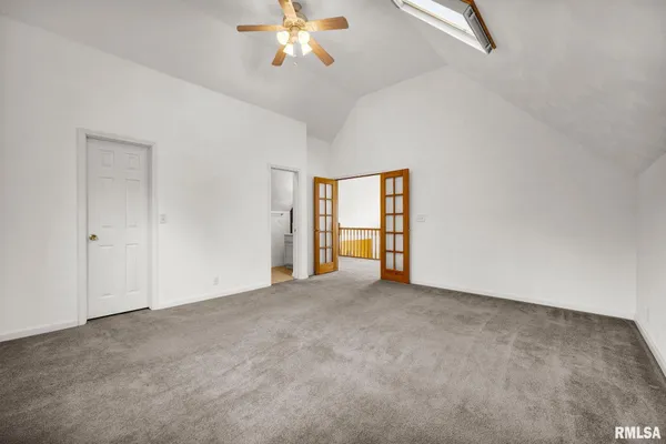 $269,900 | 161 Lakecrest Place, Dahinda, IL 61428