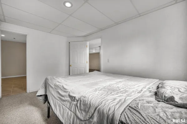$269,900 | 161 Lakecrest Place, Dahinda, IL 61428