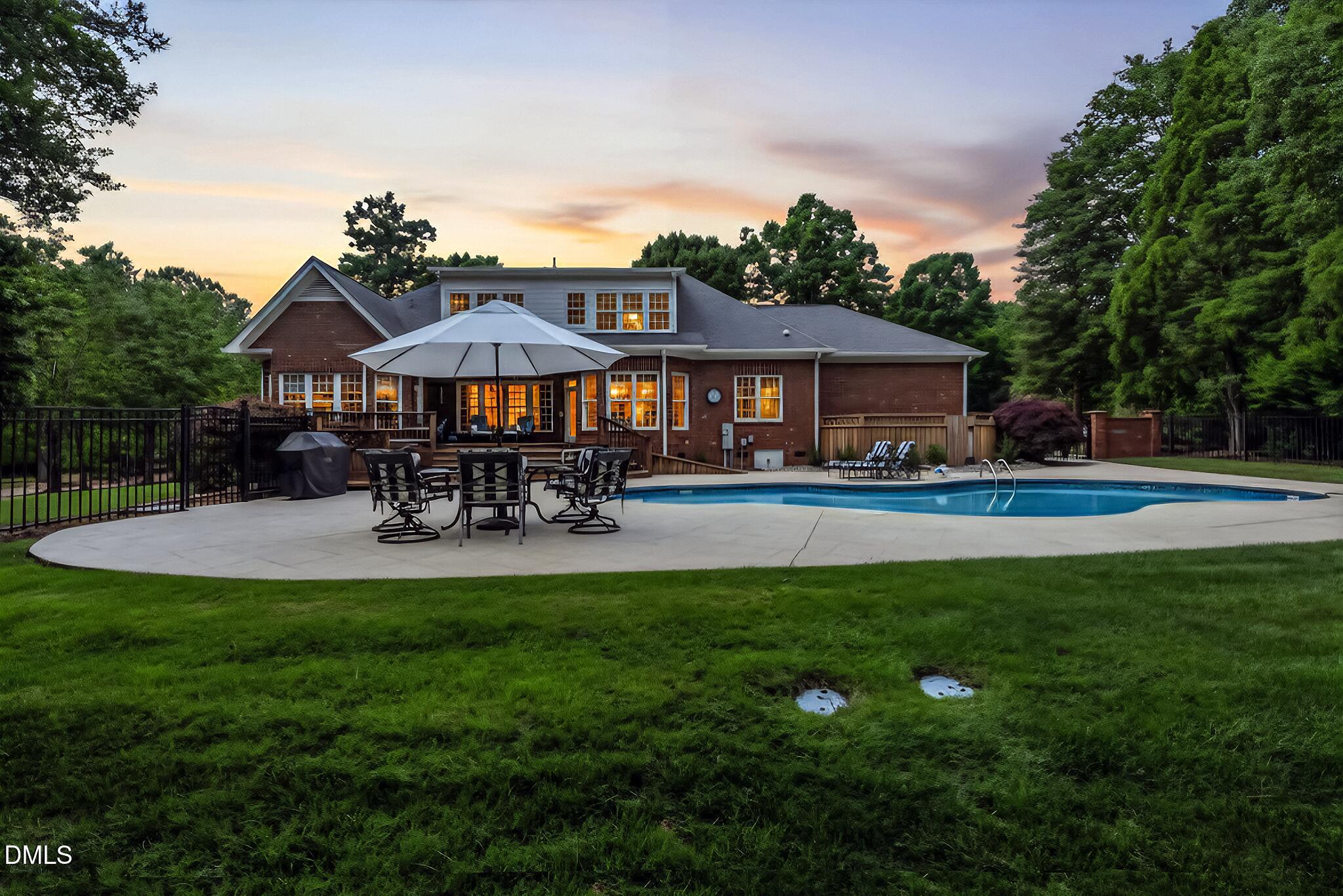 3405 Clay Hall Court Raleigh, NC 27606 - Photo 40 of 45 VR Twilights_Clay Hall4