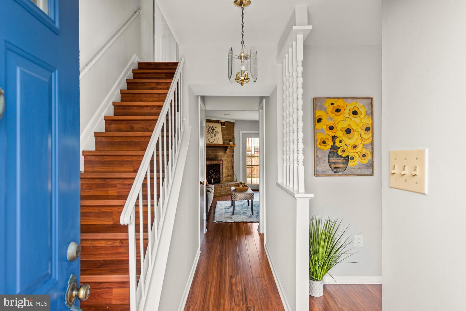 2177 Monaghan Drive Herndon, VA 20170 - Photo 2 of 30