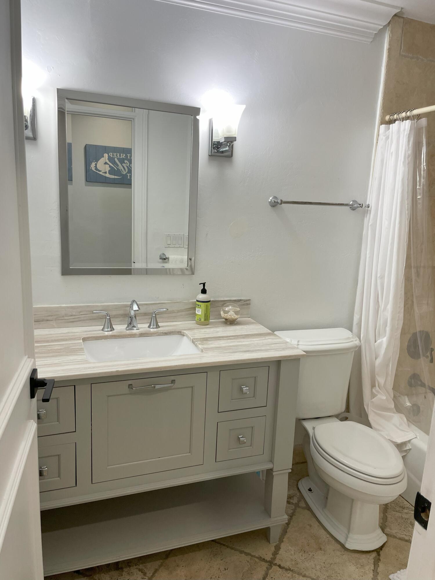 Undisclosed Address Boca Raton, FL 33432 - Photo 16 of 62 IMG_1082