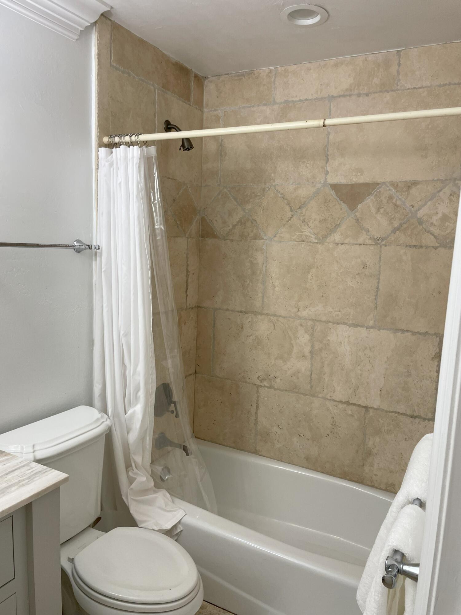 Undisclosed Address Boca Raton, FL 33432 - Photo 21 of 62 IMG_1083